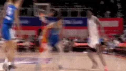 中国男排遭遇滑铁卢：美国男排对决，五连败创历史最差排名